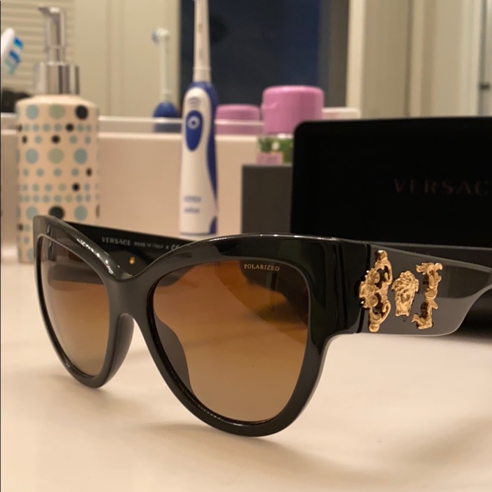 Versace Polarized 100% Authentic